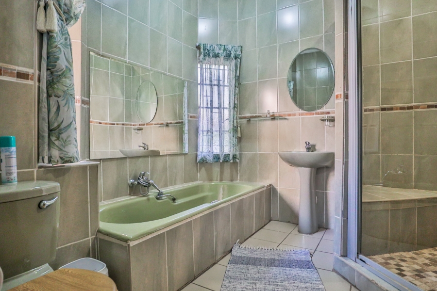 11 Bedroom Property for Sale in Protea Park North West